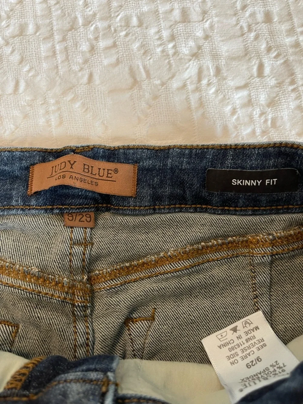 Judy Blue - 9/29 skinny stretch fit jeans medium dark wash boutique